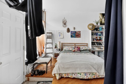 Chambre à coucher - 1460 Av. De La Salle, Montréal (Mercier/Hochelaga-Maisonneuve), QC - Indoor Photo Showing Bedroom