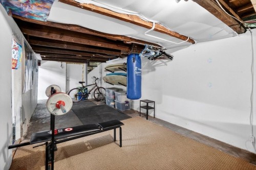 Salle d'exercice - 1460 Av. De La Salle, Montréal (Mercier/Hochelaga-Maisonneuve), QC - Indoor Photo Showing Basement