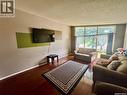 545 5Th Street N, Weyburn, SK  - Indoor Photo Showing Living Room 