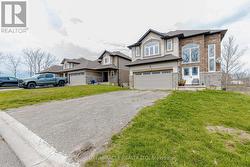 6 HILL STREET  Haldimand, ON N0A 1E0