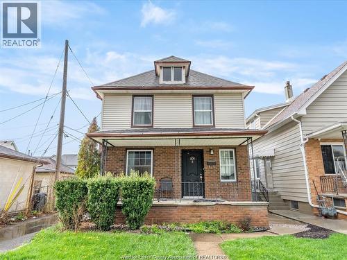 836 ELLIOTT  Windsor, ON N9A 3S7