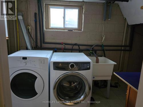 283 Paliser Crescent S, Richmond Hill, ON - Indoor Photo Showing Laundry Room