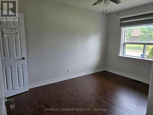 283 Paliser Crescent S, Richmond Hill, ON - Indoor Photo Showing Other Room
