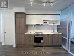 303 - 159 WELLESLEY STREET E Toronto, ON M4Y 0H5