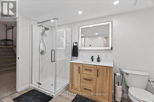 54 Stokes Road, St. Thomas, ON - Indoor Photo Showing Bathroom