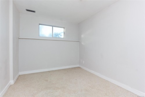 2254 Amherst Ave, Sidney, BC 