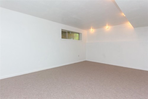 2254 Amherst Ave, Sidney, BC 