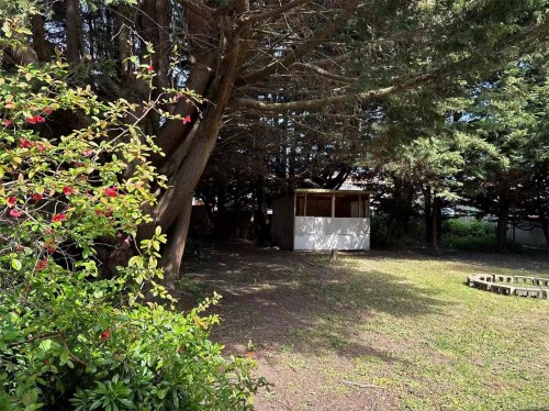 2254 Amherst Ave, Sidney, BC 