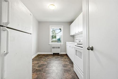 240 Jamison Ave, Winnipeg, MB 