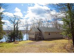 25 Oak LANE  Coles Island, NB E2C 2M4