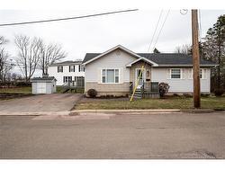 33 Reilly AVE Moncton, NB E1A 3H2