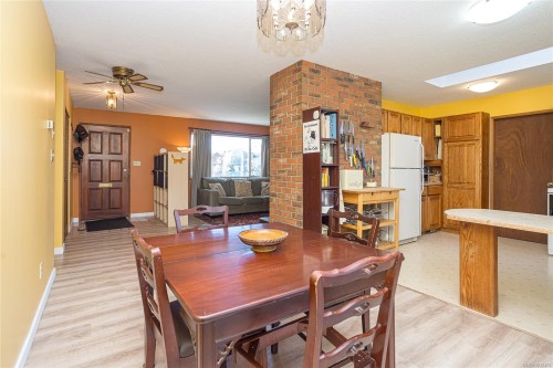 377 Campbell St, Duncan, BC 