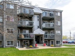 200-29 Av. Joubert  Candiac, QC J5R 5T8