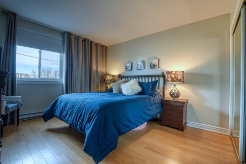 Chambre à coucher principale - 200-29 Av. Joubert, Candiac, QC - Indoor Photo Showing Bedroom