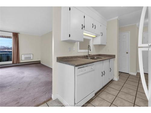 304-975 Grand Avenue WEST Chatham, ON N7L 4Z6