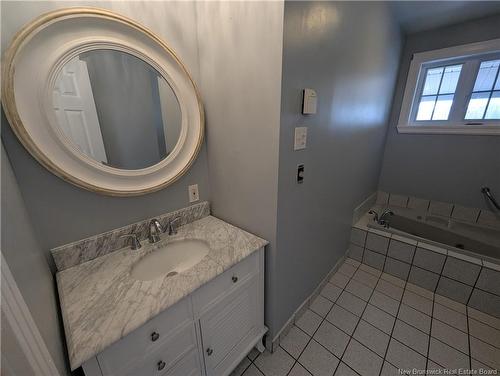 1055 Vanier, Bathurst, NB 