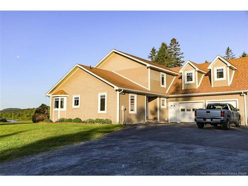 560 Lakeside Rd, Smithtown, NB 