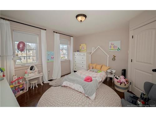 10 Emma Crt, Fredericton, NB 