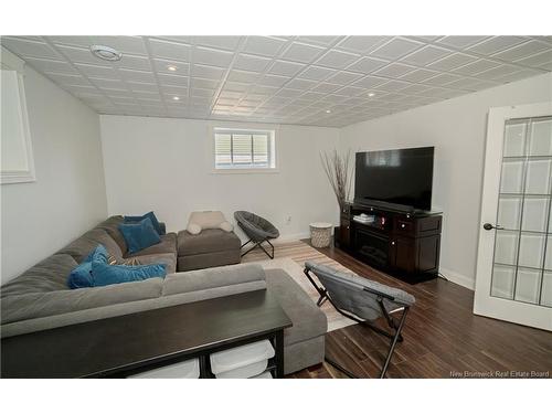 10 Emma Crt, Fredericton, NB 