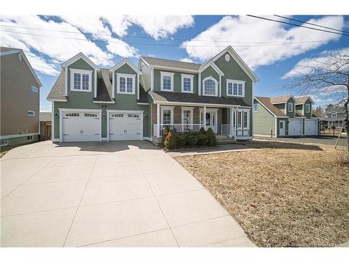 10 Emma Crt, Fredericton, NB 