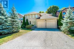 267 AURORA HEIGHTS DRIVE Aurora, ON L4G 5C3