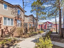 40 Attenborough Court  Halifax, NS B3M 4C9