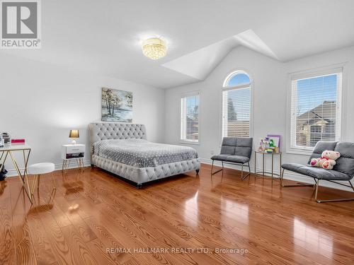 69 B Elm Grove Avenue, Richmond Hill, ON - Indoor Photo Showing Bedroom