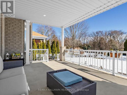 69 B Elm Grove Avenue, Richmond Hill, ON - Outdoor