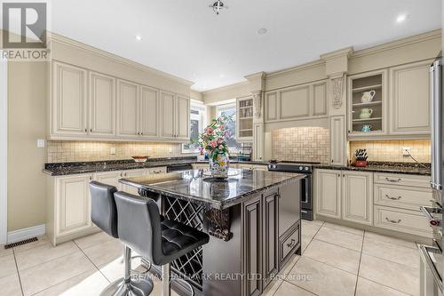 69 B Elm Grove Avenue, Richmond Hill, ON - Indoor Photo Showing Kitchen With Stainless Steel Kitchen With Upgraded Kitchen