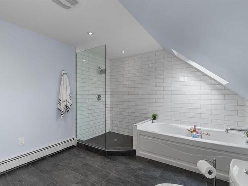 6705 Quinpool Road, Halifax, NS 