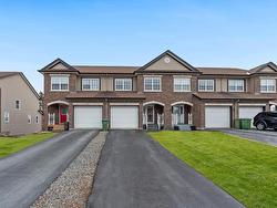 7 Morningfield Lane  Dartmouth, NS B2W 0J6