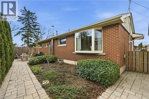 4 Tilbury Court, Hamilton, ON - Outdoor With Exterior