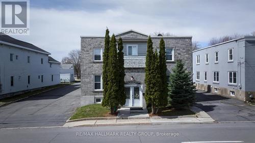 326 Augustus Street, Cornwall, ON - Outdoor With Facade