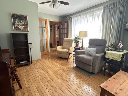 46 Old Falls Road, Liverpool, NS 