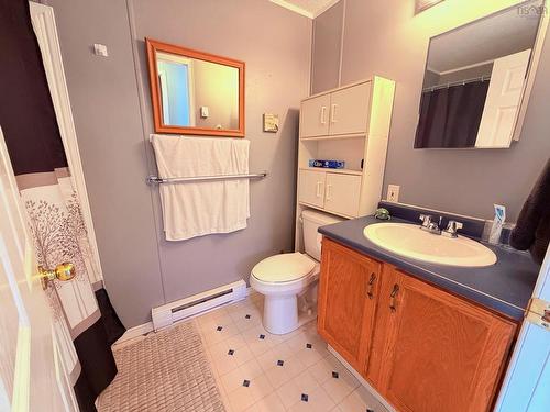 44 Clairmount Avenue, Bridgewater, NS 