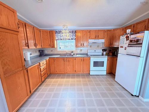 44 Clairmount Avenue, Bridgewater, NS 