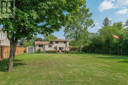 61 BELLEVUE STREET  Guelph (Dovercliffe Park/Old University), ON N1G 1E9