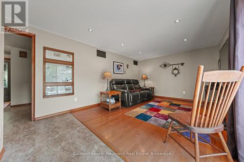 61 Bellevue Street, Guelph (Dovercliffe Park/Old University), ON - Indoor