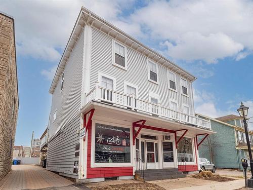 98 Kent Street, Charlottetown, PE 