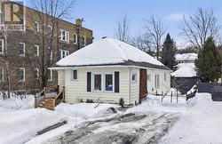 111 KINGSMOUNT BLVD Sudbury, ON P3E 1K8