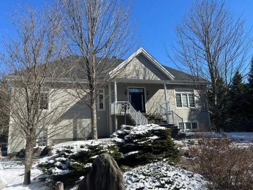 2 Rue du Mirage  Lac-Brome, QC J0E 1V0