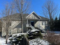 2 Rue du Mirage Lac-Brome, QC J0E 1V0