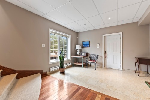 Mud Room - 2 Rue Du Mirage, Lac-Brome, QC - Indoor
