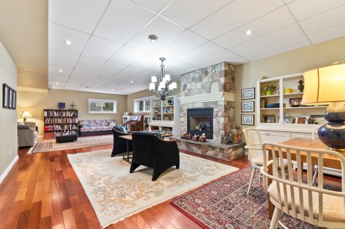 Family Room - 2 Rue Du Mirage, Lac-Brome, QC - Indoor With Fireplace