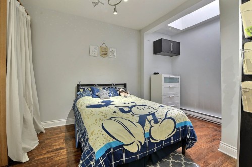 Bedroom - 6067 Rue Waverly, Montréal (Le Plateau-Mont-Royal), QC - Indoor Photo Showing Bedroom