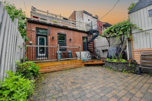 Courtyard - 6067 Rue Waverly, Montréal (Le Plateau-Mont-Royal), QC - Outdoor With Deck Patio Veranda