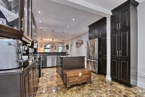 Kitchen - 6067 Rue Waverly, Montréal (Le Plateau-Mont-Royal), QC - Indoor