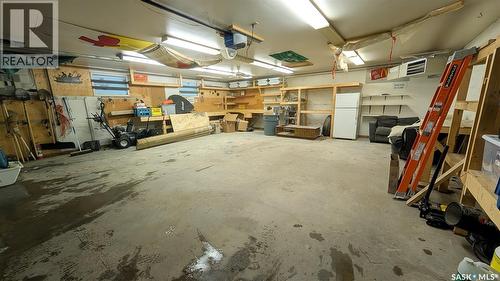 1511 8Th Avenue N, Regina, SK - Indoor Photo Showing Garage