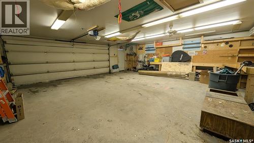 1511 8Th Avenue N, Regina, SK - Indoor Photo Showing Garage