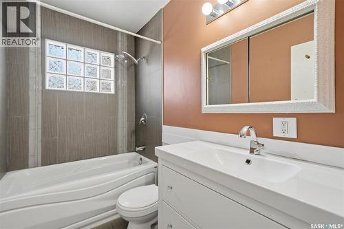 2609 Cascade Street, Saskatoon, SK - Indoor Photo Showing Bathroom